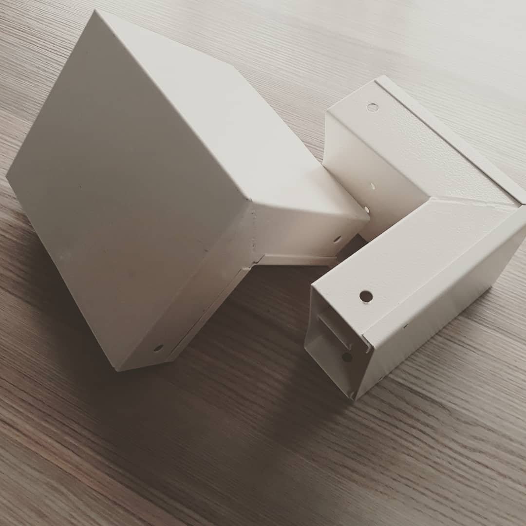 150mm Metallic corner Bends