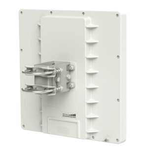 Mikrotik QRT 5 ac outdoor flat panel antenna